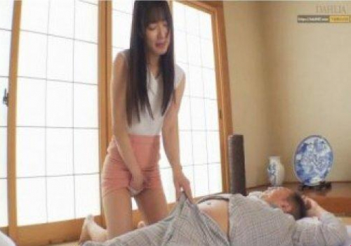 Con dâu thường xuyên nứng vào phòng bố chồng xin xỏ