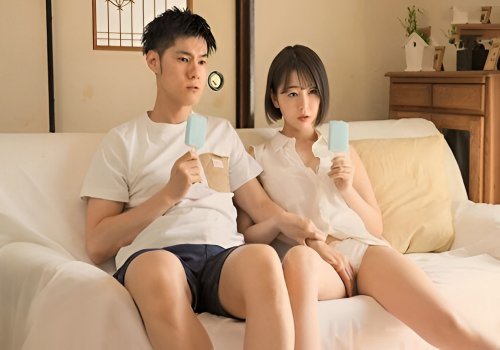 Thanh niên bí mật theo dõi anh chị làm tình để học hỏi